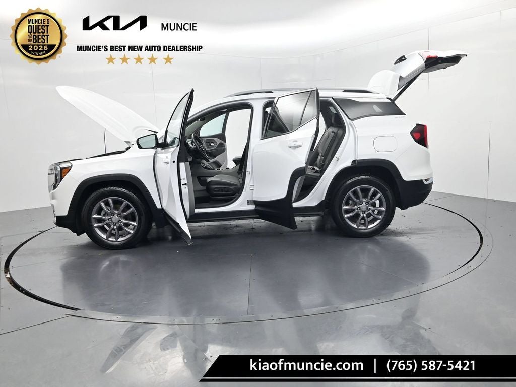 2024 GMC Terrain SLT