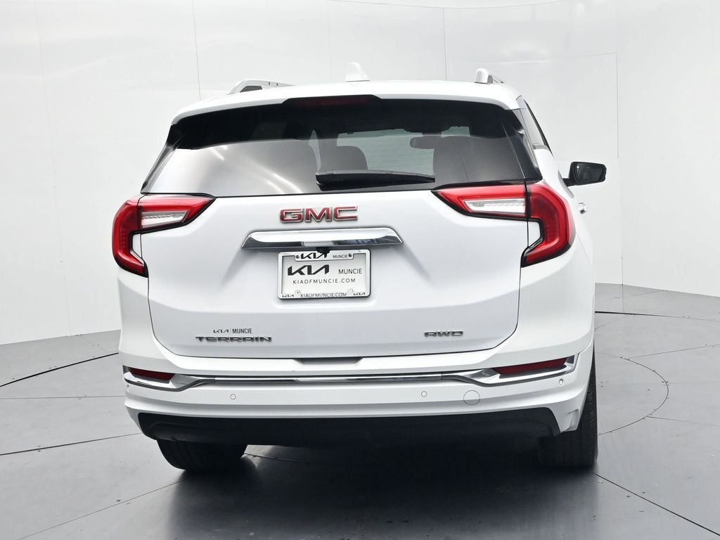 2023 GMC Terrain Denali
