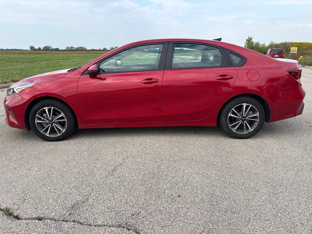 2023 Kia Forte LXS