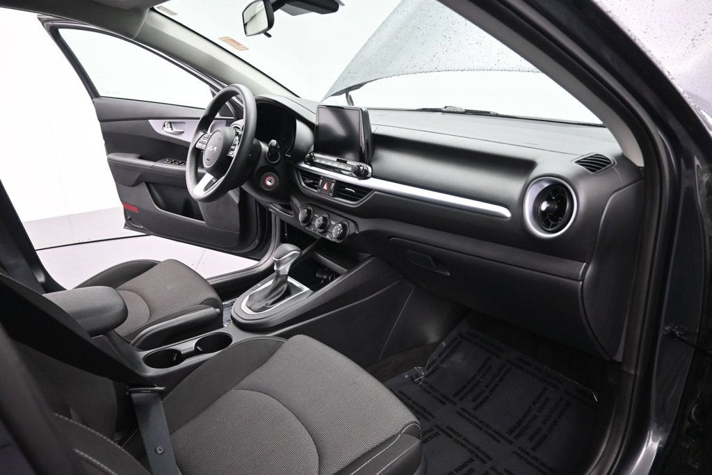 2024 Kia Forte LX