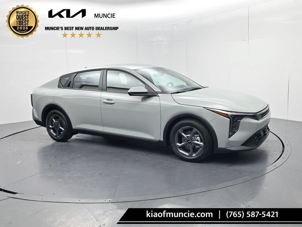 2026 Kia K4 LXS