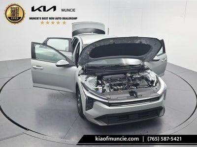2026 Kia K4 LXS