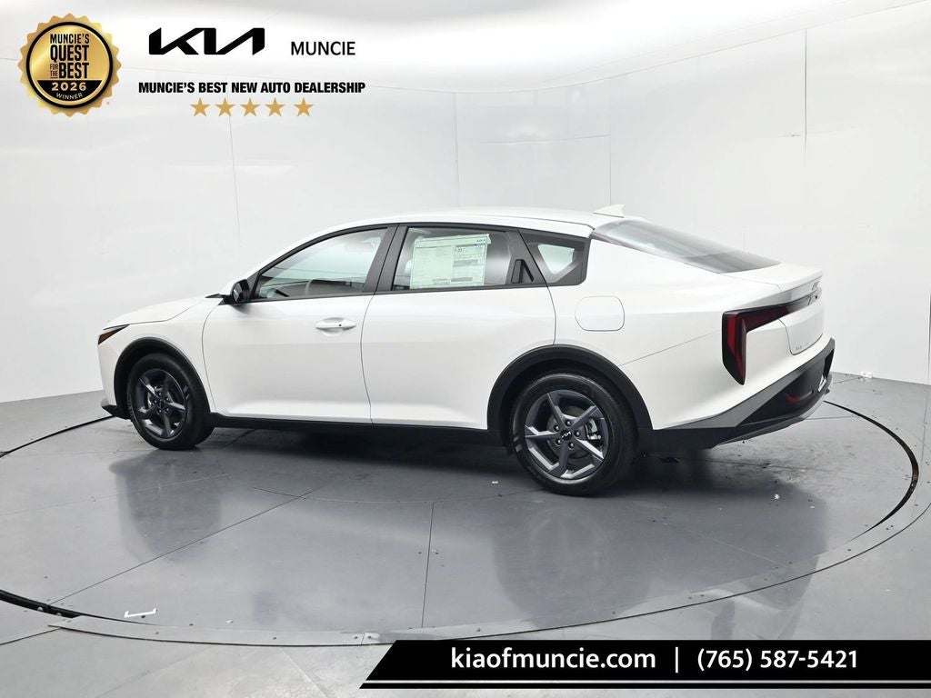 2026 Kia K4 LXS