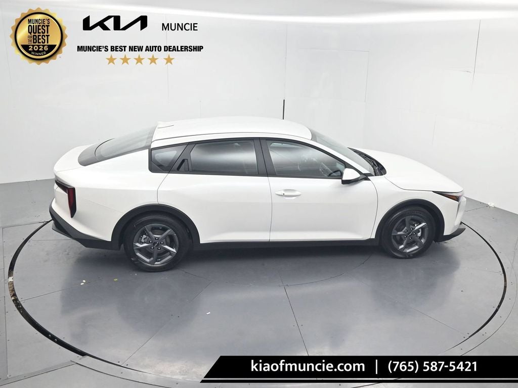 2026 Kia K4 LXS