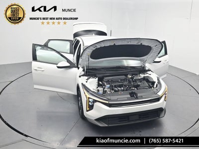 2026 Kia K4 LXS