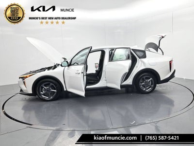 2026 Kia K4 LXS