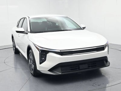 2026 Kia K4 LX