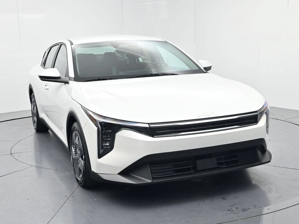 2026 Kia K4 LX
