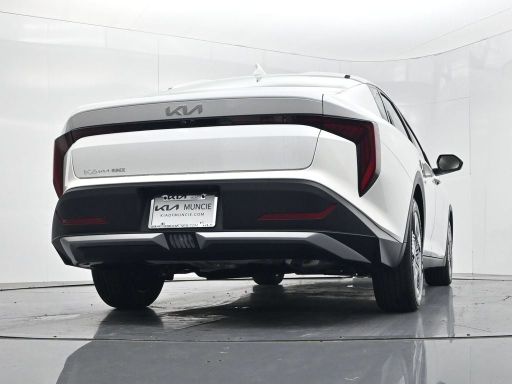 2026 Kia K4 LX