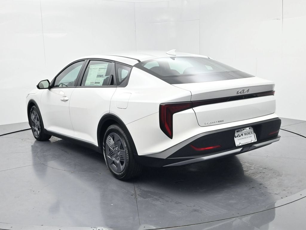 2026 Kia K4 LX