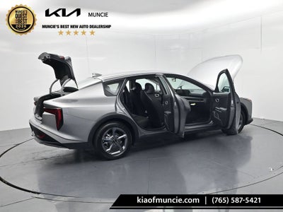 2026 Kia K4 LXS