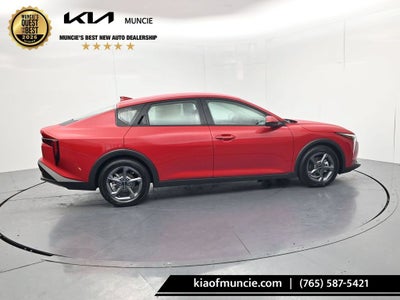 2026 Kia K4 LXS