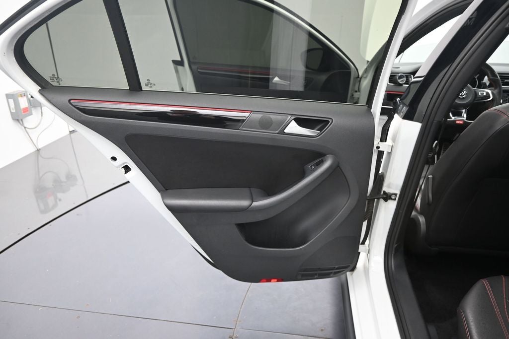 2018 Volkswagen Jetta GLI 2.0