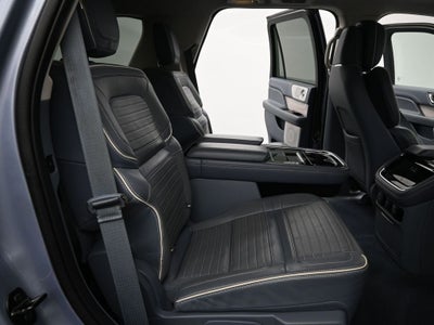 2022 Lincoln Navigator Black Label