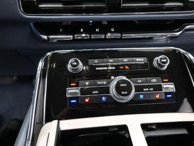 2022 Lincoln Navigator Black Label