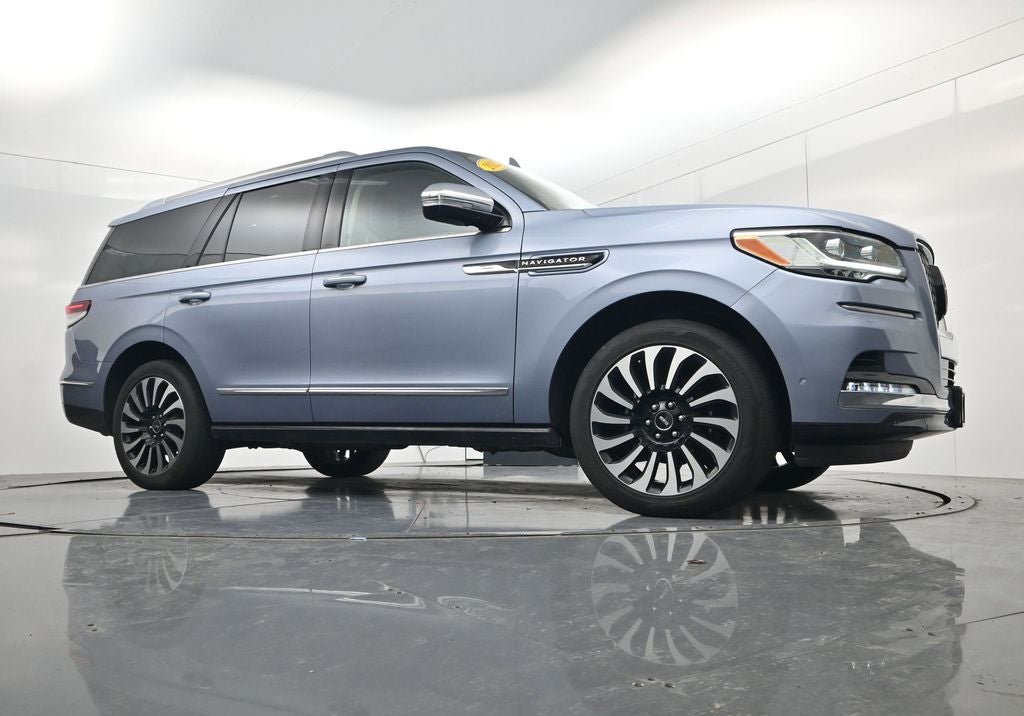 2022 Lincoln Navigator Black Label