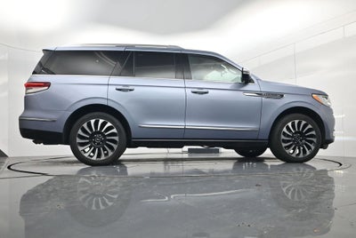 2022 Lincoln Navigator Black Label