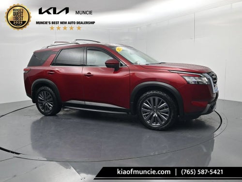 2023 Nissan Pathfinder SL