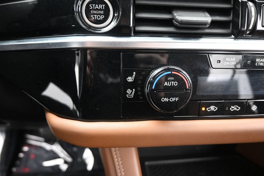 2022 Nissan Pathfinder Platinum