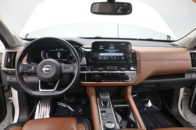 2022 Nissan Pathfinder Platinum