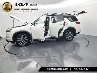 2022 Nissan Pathfinder Platinum