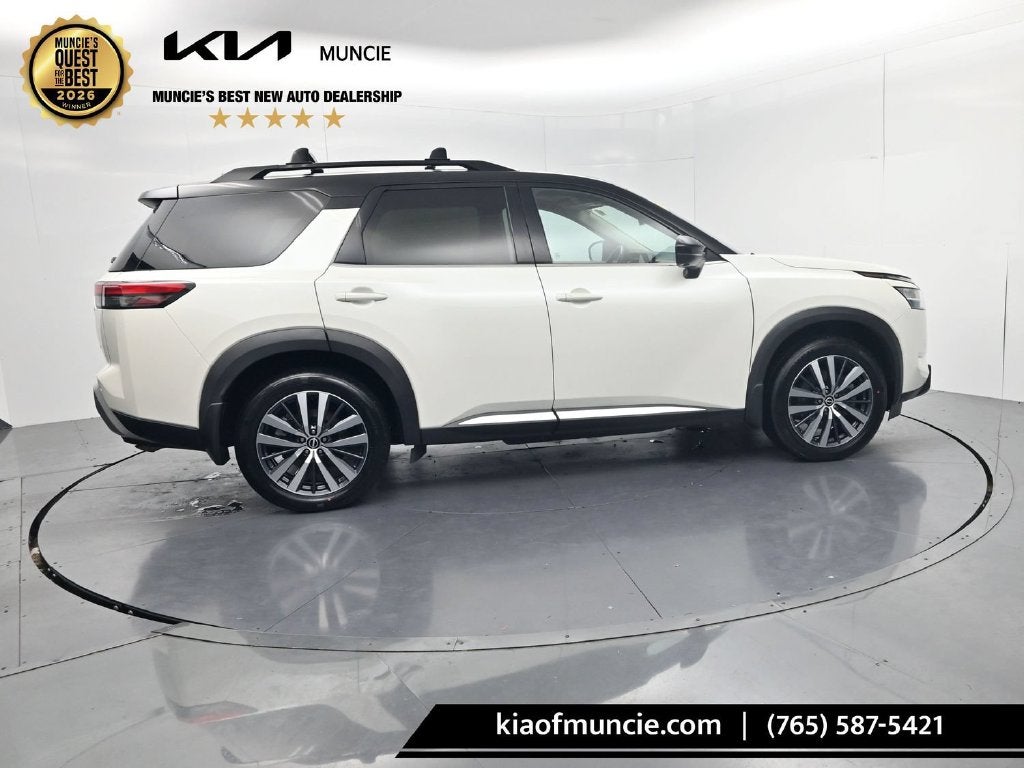 2022 Nissan Pathfinder Platinum