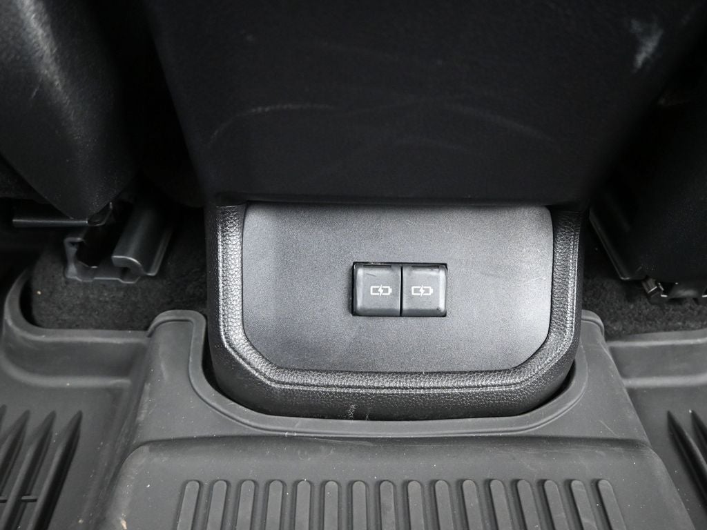 2023 Toyota Highlander Hybrid LE