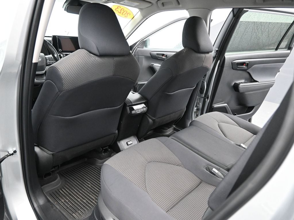 2023 Toyota Highlander Hybrid LE