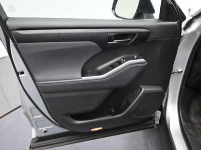 2023 Toyota Highlander Hybrid LE