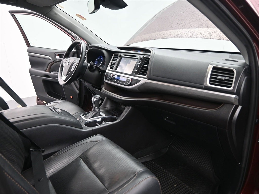 2019 Toyota Highlander Hybrid Limited Platinum