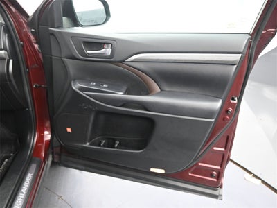 2019 Toyota Highlander Hybrid Limited Platinum