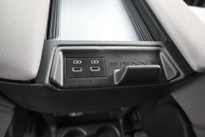 2026 Toyota Sienna XLE 7 Passenger