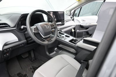 2026 Toyota Sienna XLE 7 Passenger
