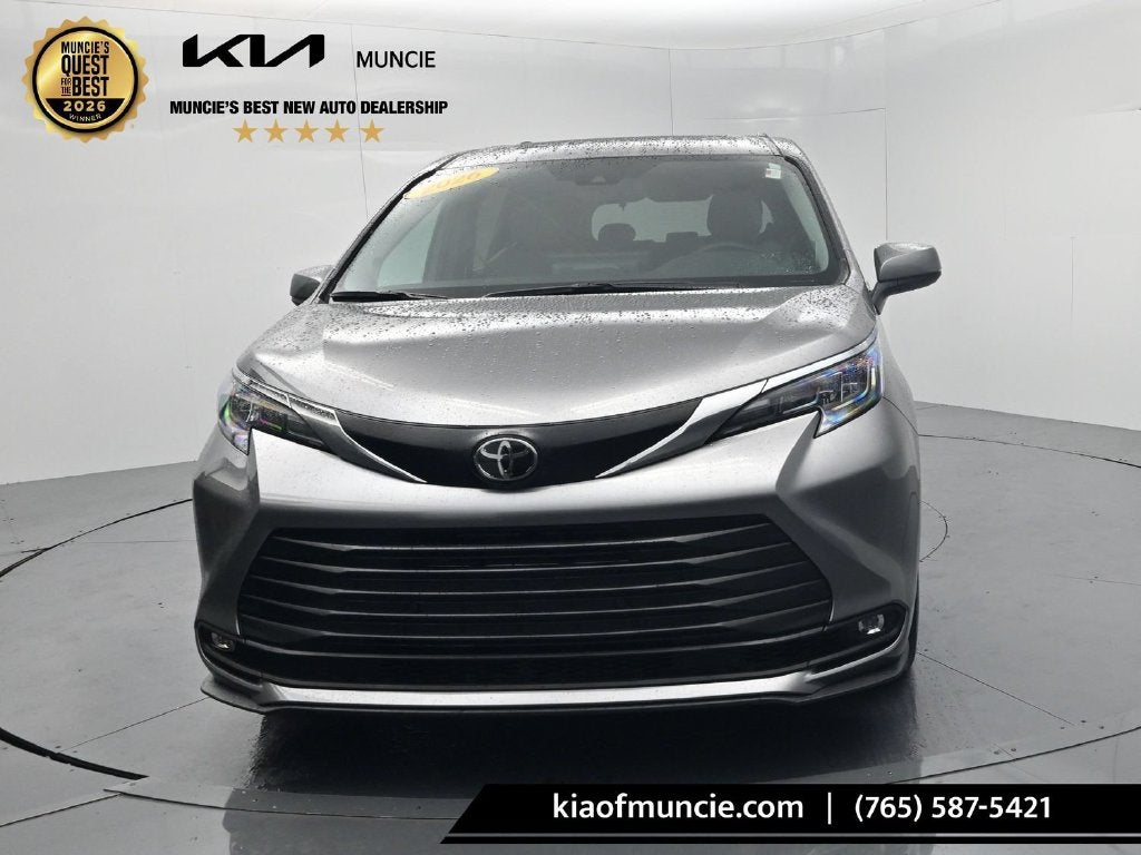 2026 Toyota Sienna XLE 7 Passenger