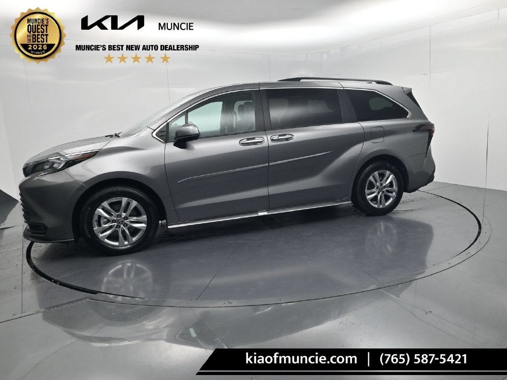 2026 Toyota Sienna XLE 7 Passenger