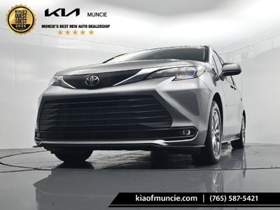 2026 Toyota Sienna XLE 7 Passenger