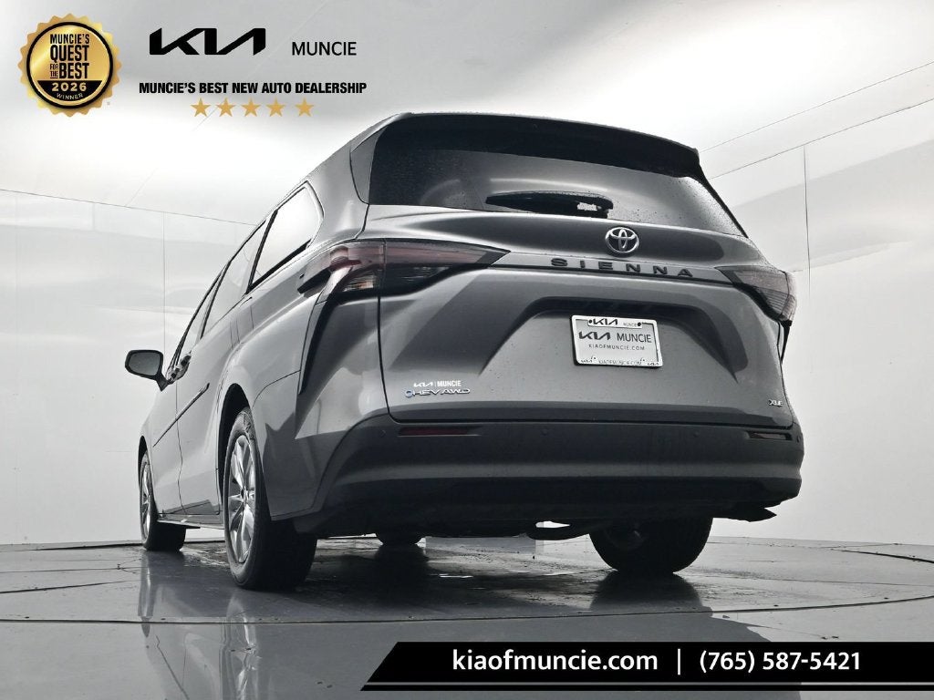 2026 Toyota Sienna XLE 7 Passenger