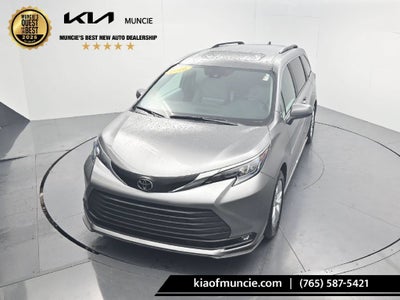 2026 Toyota Sienna XLE 7 Passenger