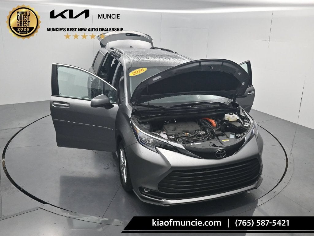 2026 Toyota Sienna XLE 7 Passenger
