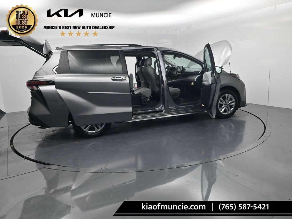 2026 Toyota Sienna XLE 7 Passenger