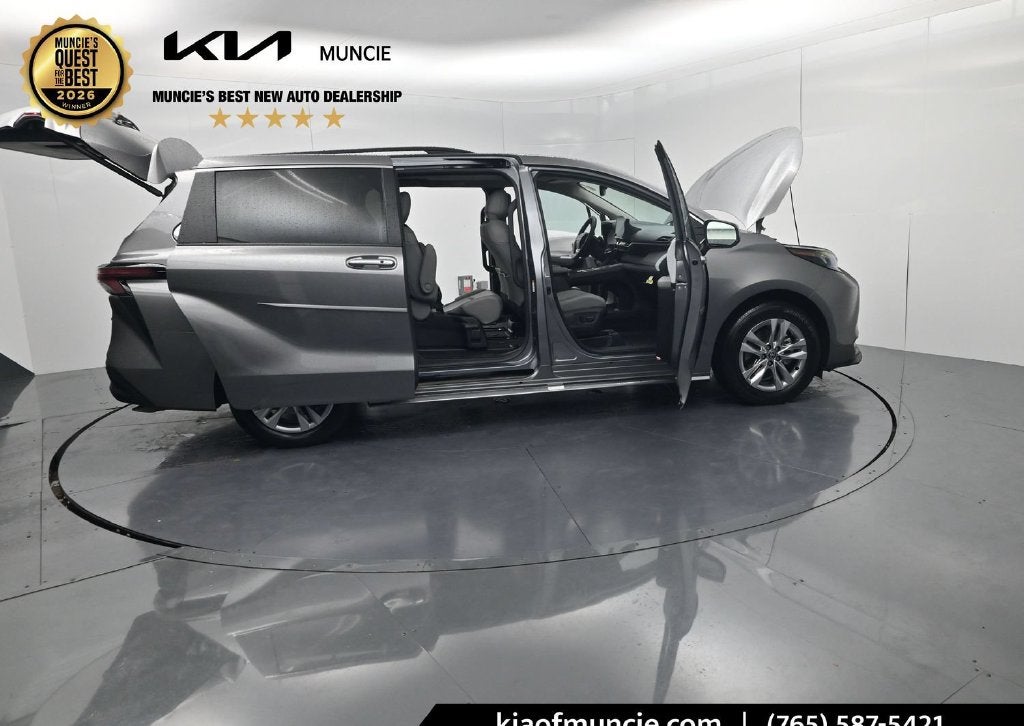 2026 Toyota Sienna XLE 7 Passenger