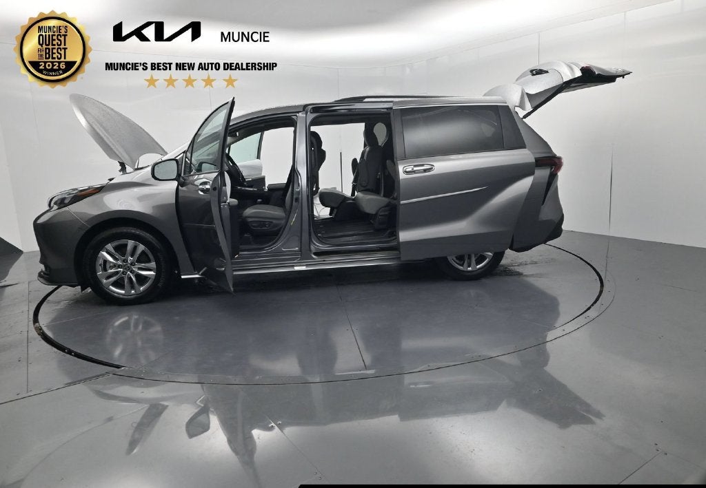 2026 Toyota Sienna XLE 7 Passenger