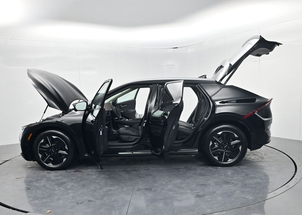 2025 Kia EV6 Wind