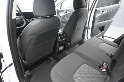 2027 Kia Sportage LX