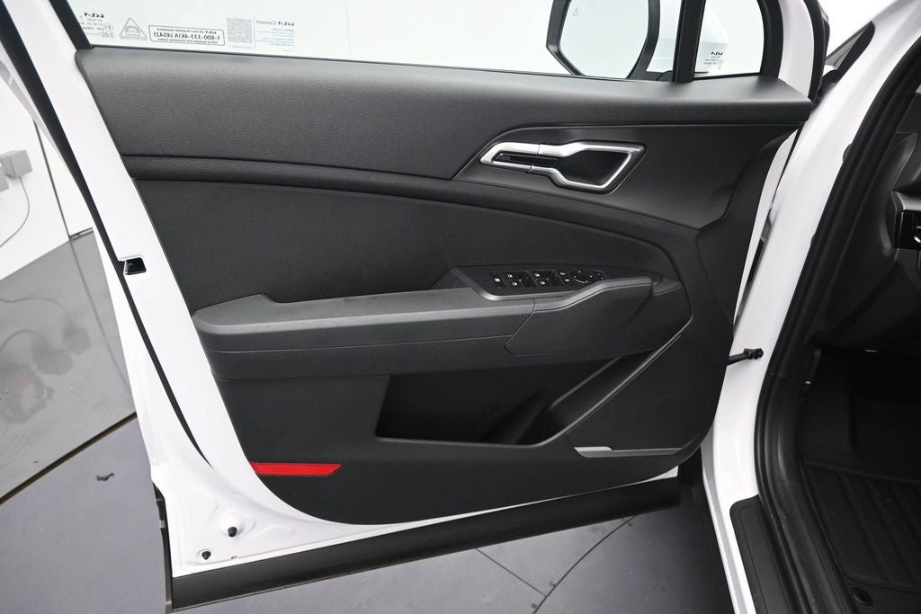 2027 Kia Sportage LX