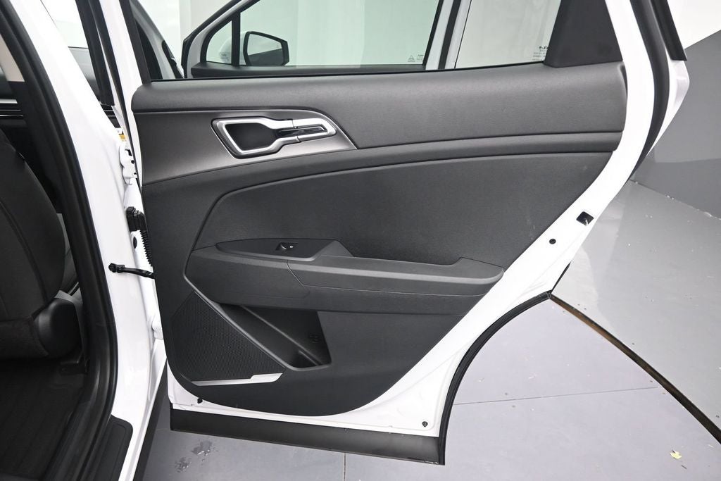 2027 Kia Sportage LX