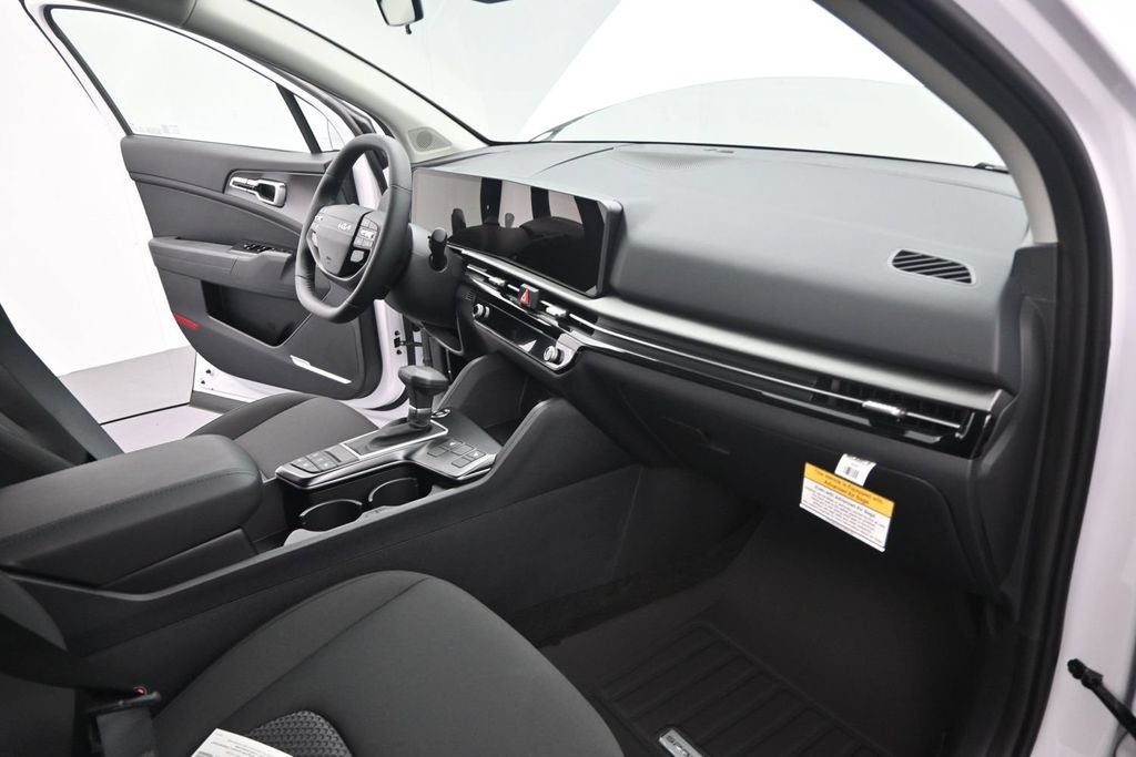 2027 Kia Sportage LX