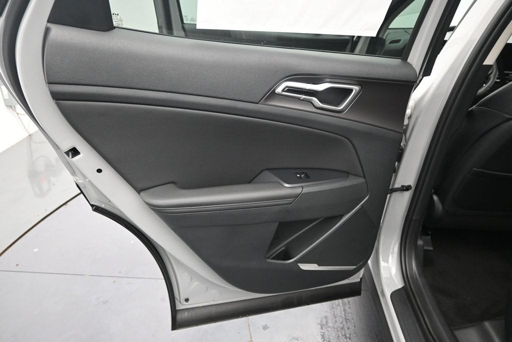 2027 Kia Sportage EX