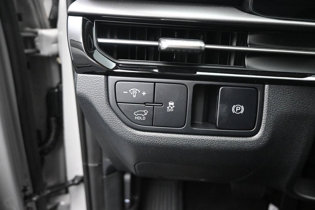 2027 Kia Sportage EX