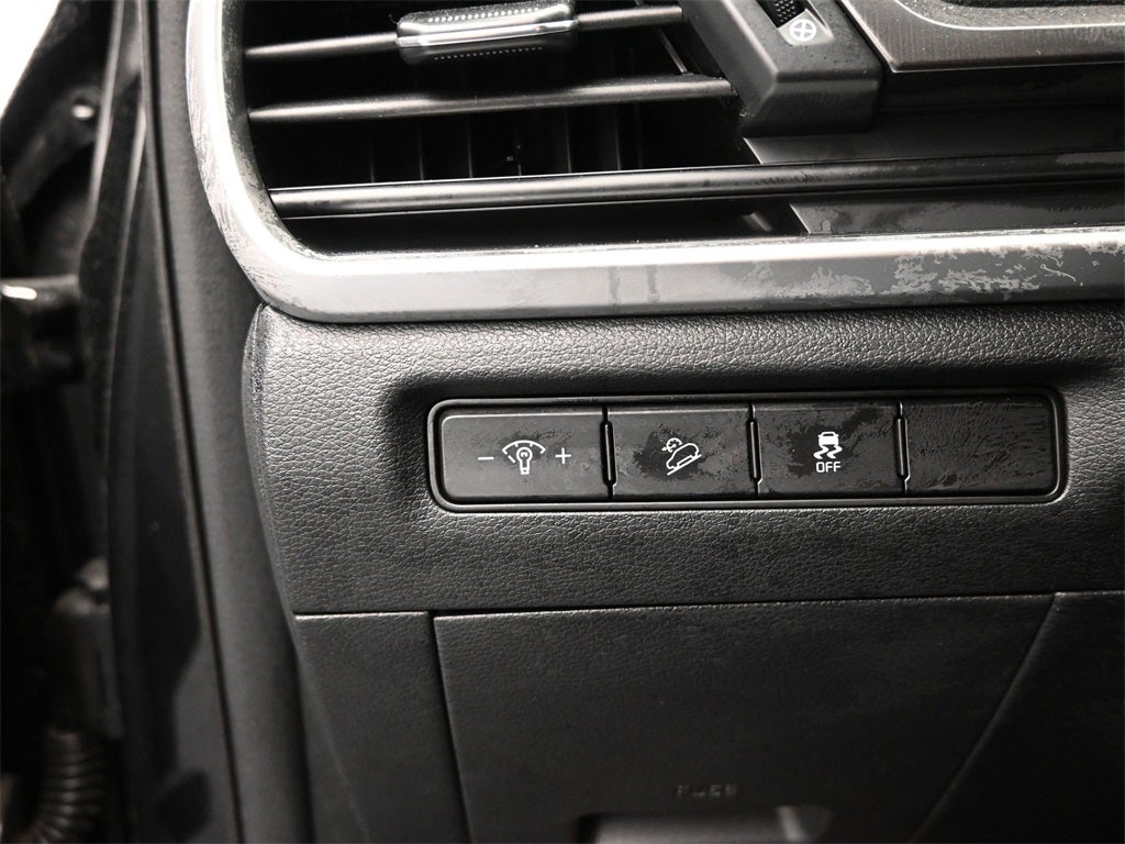 2023 Kia Telluride LX